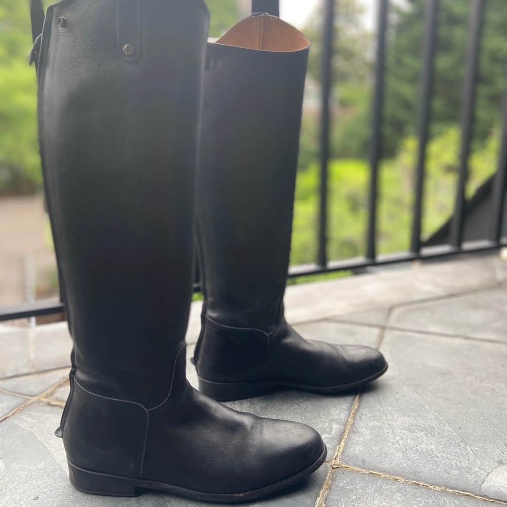 Riding boots